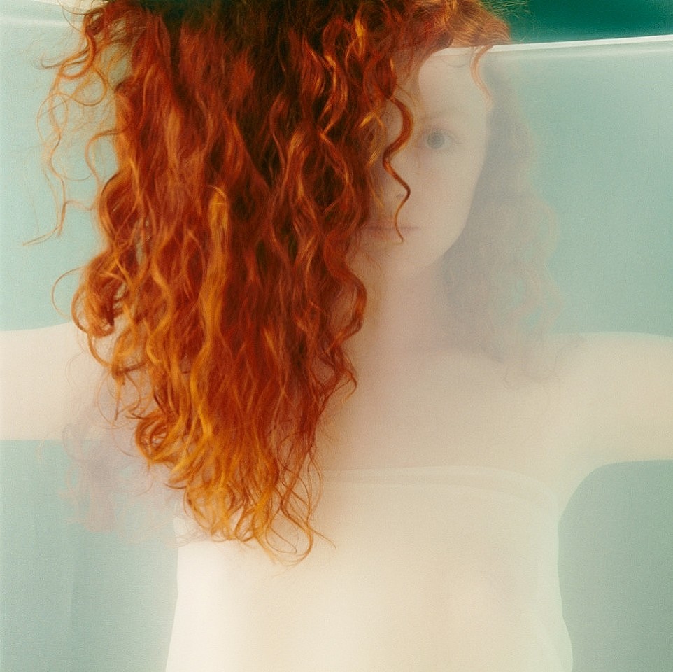 Howard  Schatz, Redhead Study 20, 1990
Archival pigment print, 40 x 40 in.
SCH001
