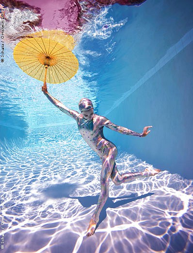 Howard  Schatz, Underwater Study 2778, 2005
Archival pigment print, 40 x 30 1/2 in.
SCH015